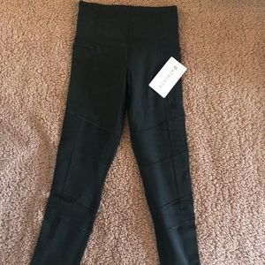 Athleta Moto Inclination Tight/Legging